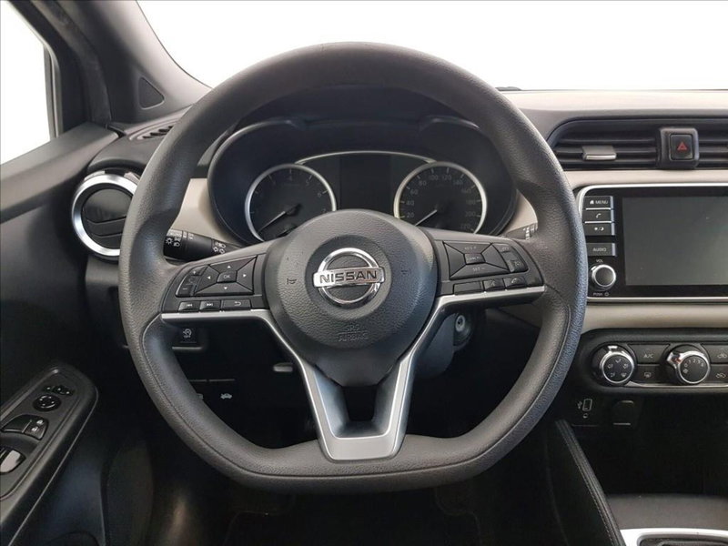 Nissan Micra usata a Lucca (14)