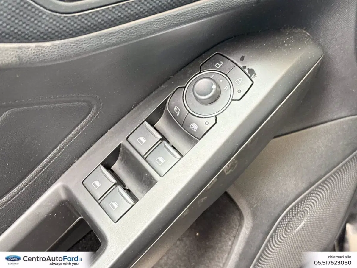 Ford Focus Station Wagon usata a Roma (19)