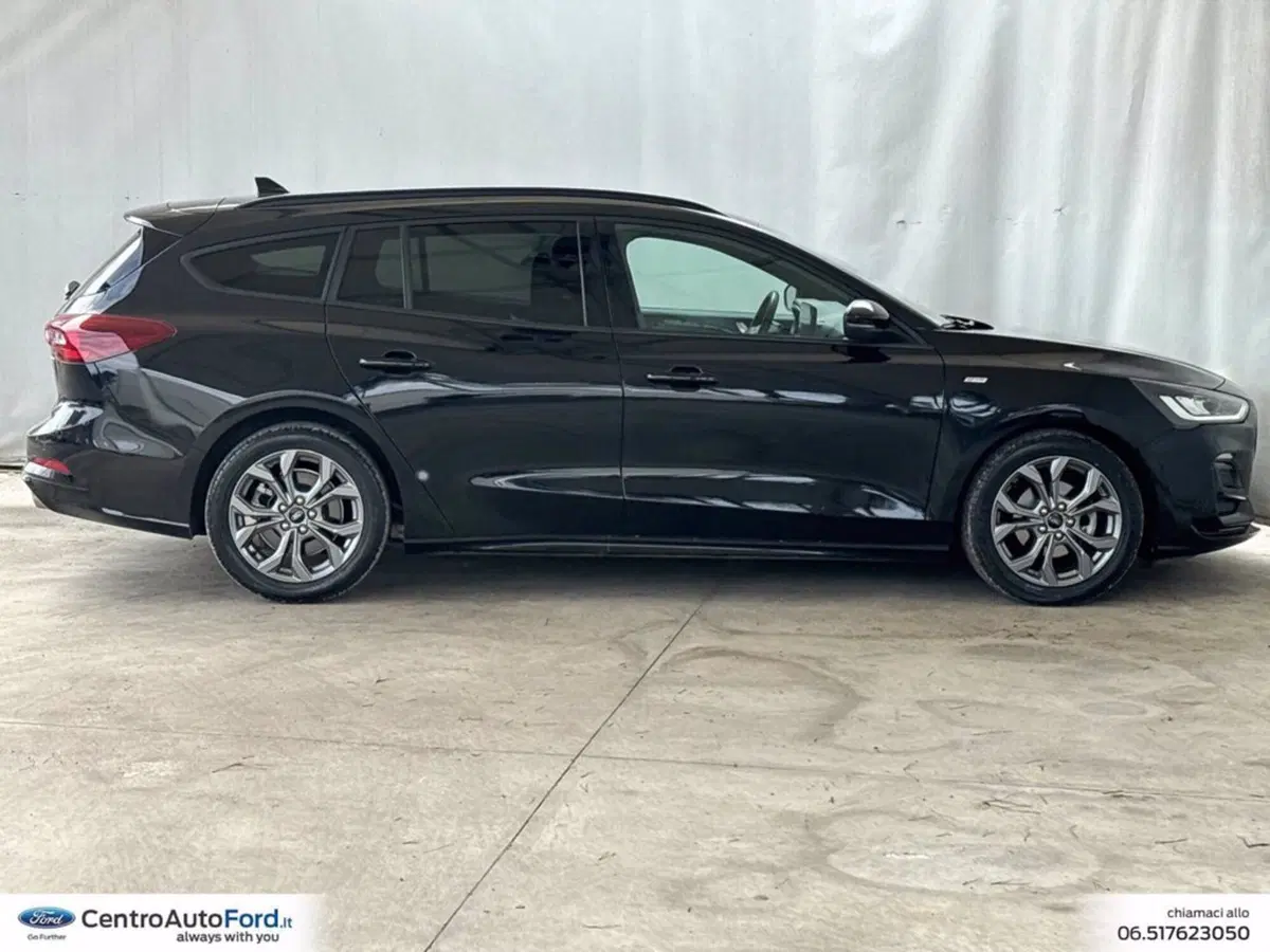 Ford Focus Station Wagon usata a Roma (5)