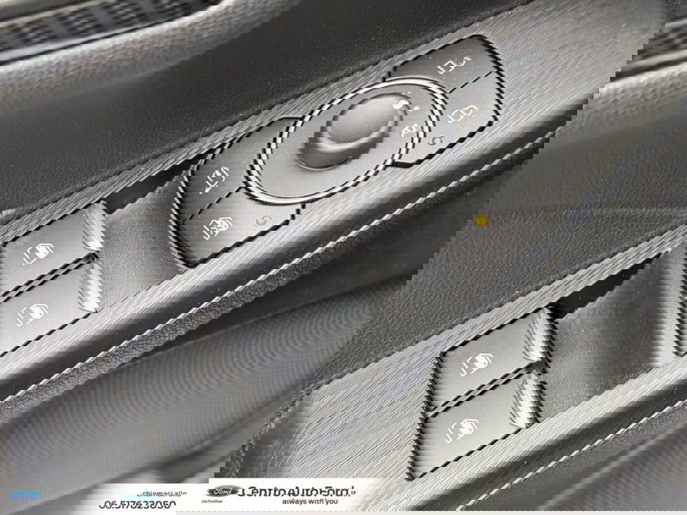 Ford Kuga usata a Roma (19)