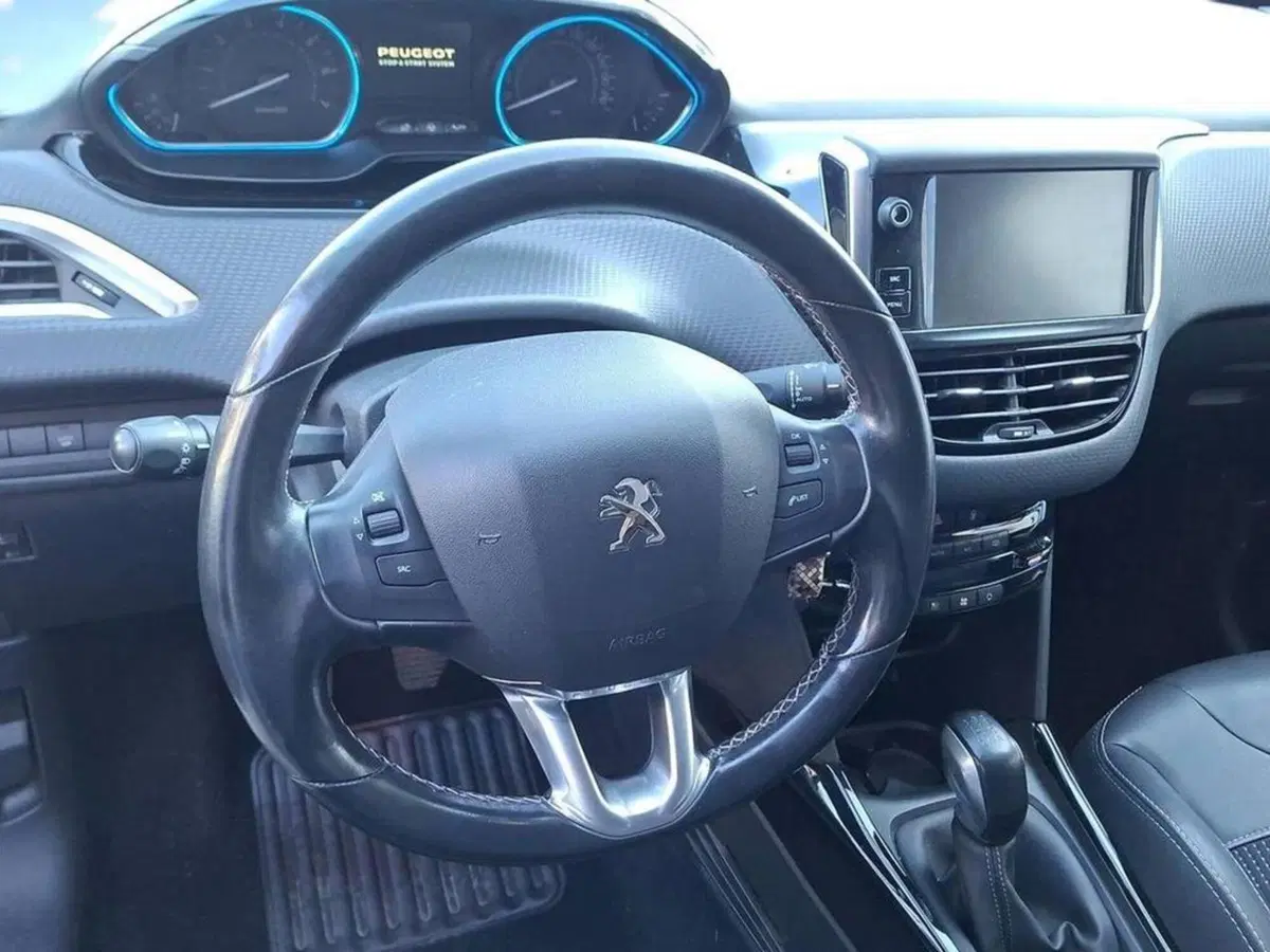 Peugeot 2008 usata a Torino (11)