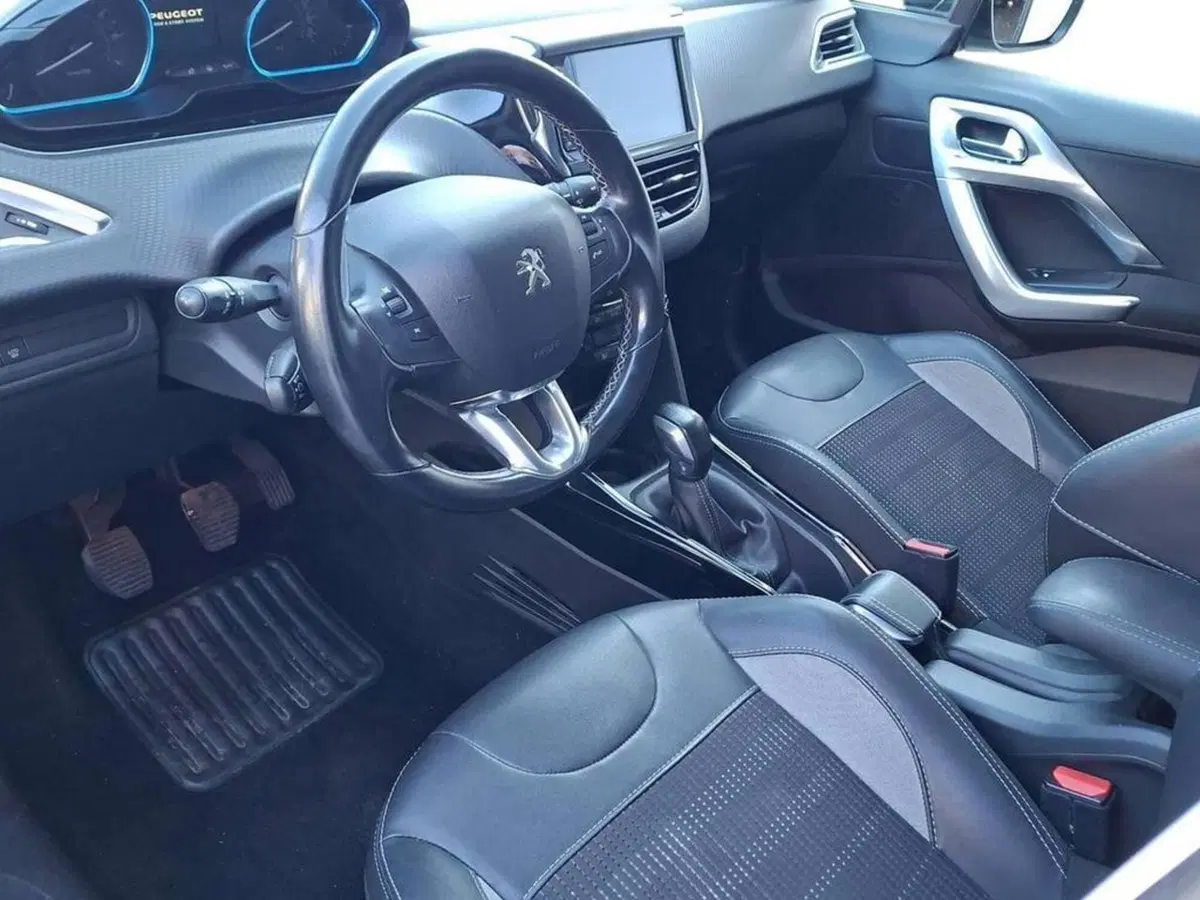Peugeot 2008 usata a Torino (12)