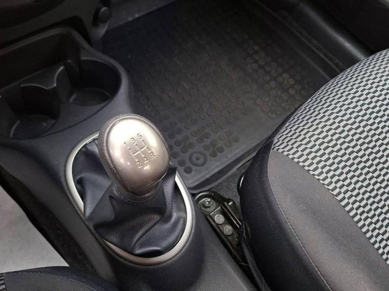 Nissan Micra usata a Torino (10)