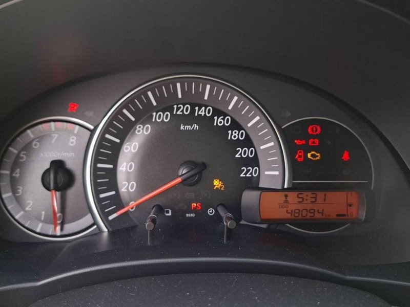 Nissan Micra usata a Torino (8)