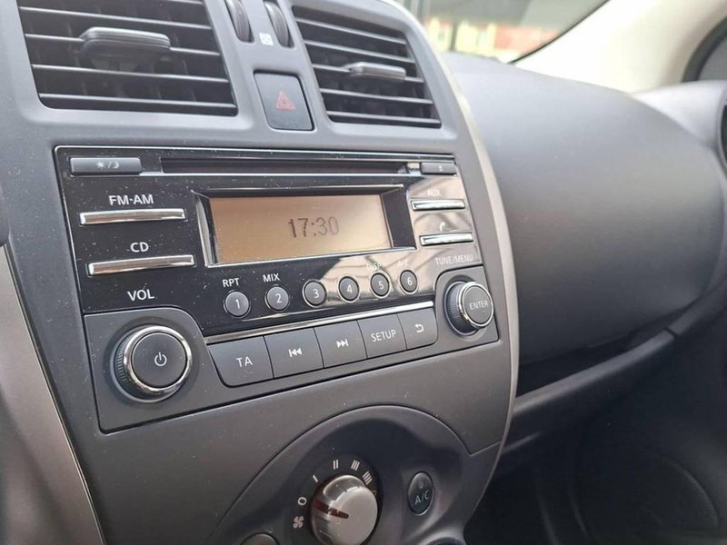 Nissan Micra usata a Torino (9)