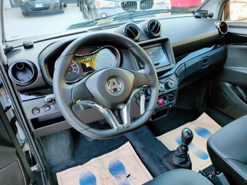 Aixam City 482 nuova a Firenze (10)