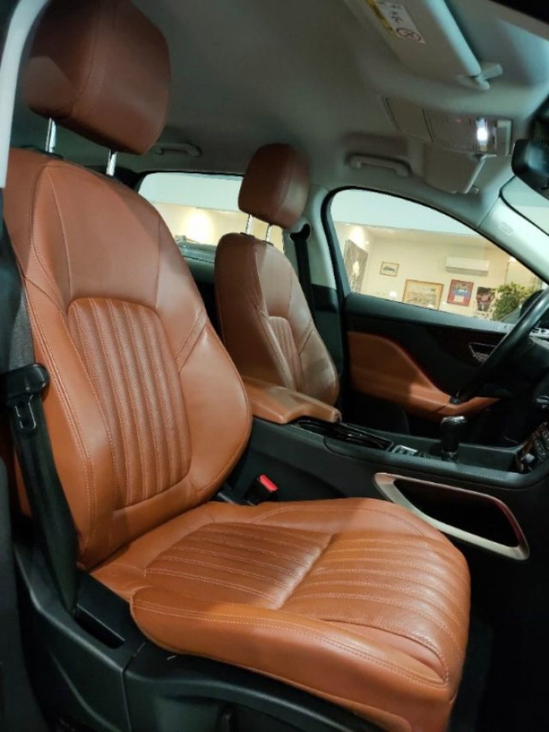 Jaguar F-Pace usata a Firenze (13)