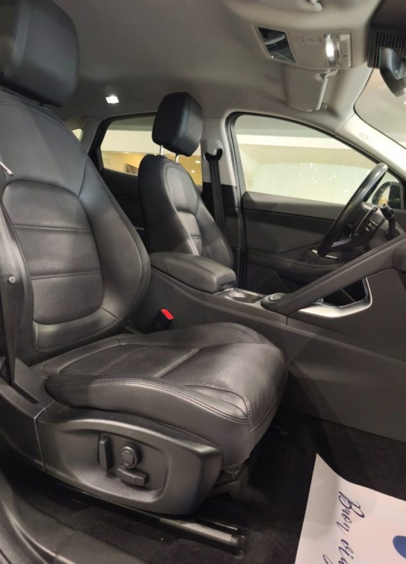 Jaguar E-Pace usata a Firenze (14)