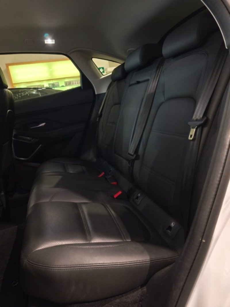 Jaguar E-Pace usata a Firenze (16)