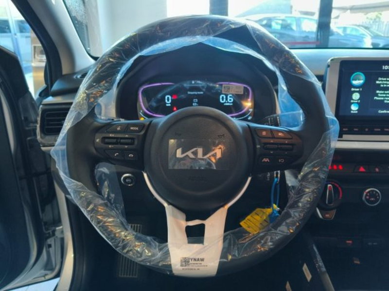 Kia Stonic nuova a Firenze (18)