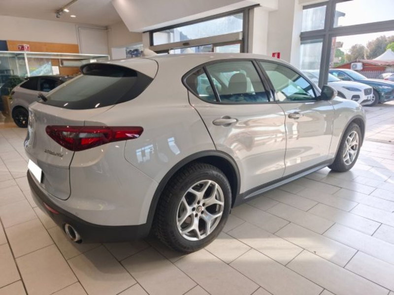 Alfa Romeo Stelvio usata a Firenze (5)