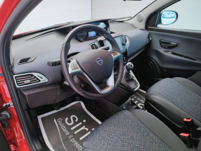 Lancia Ypsilon usata a Teramo (11)
