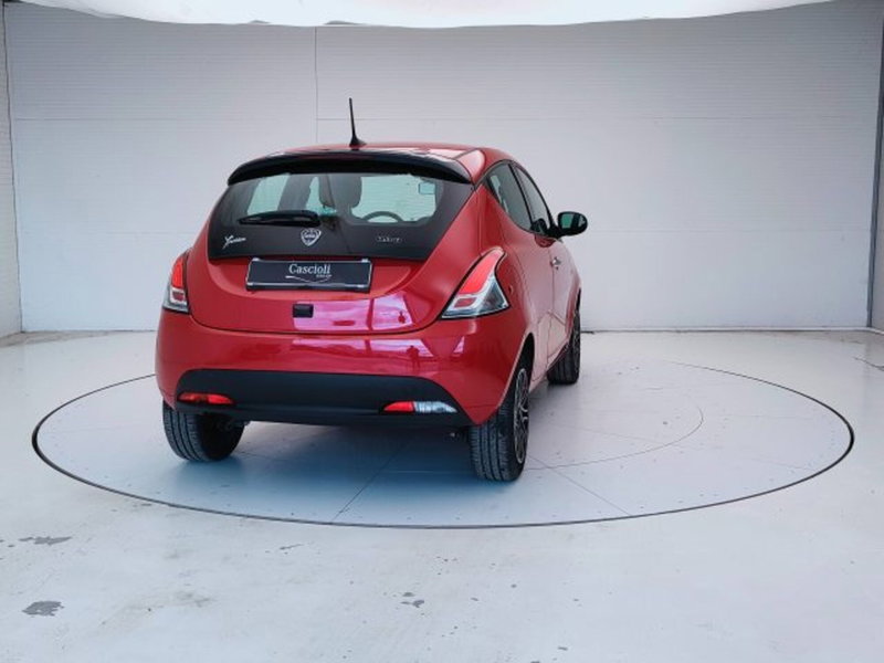 Lancia Ypsilon usata a Teramo (5)