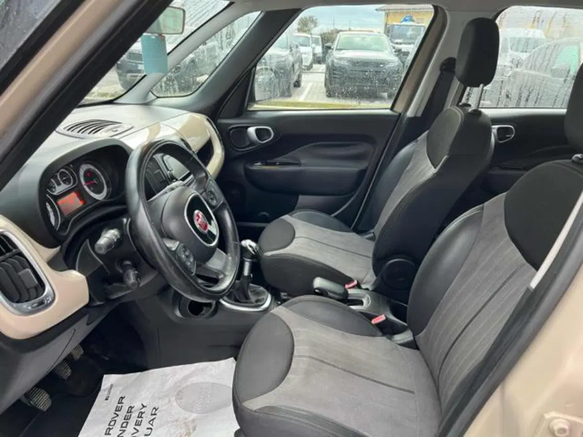 Fiat 500L usata a Lucca (6)