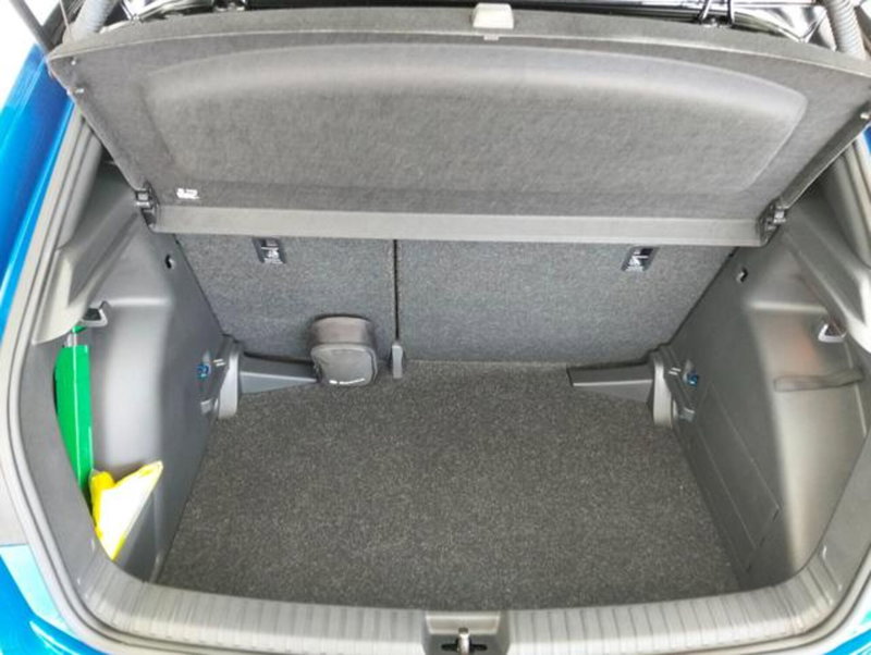 Skoda Fabia usata a Como (17)