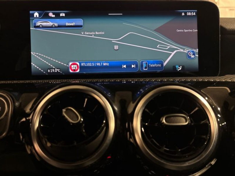 Mercedes-Benz CLA Shooting Brake usata a Bologna (14)