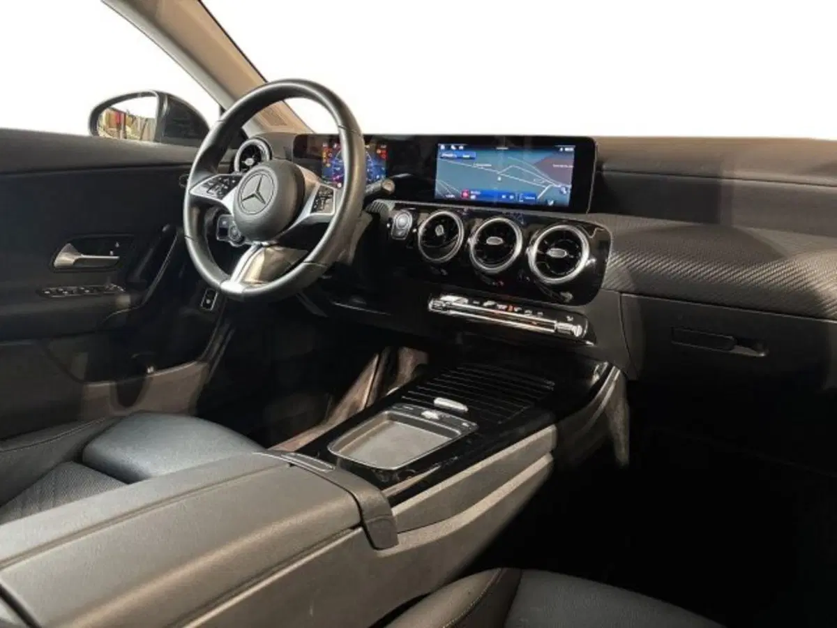 Mercedes-Benz CLA Shooting Brake usata a Bologna (15)
