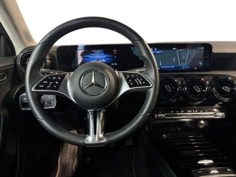 Mercedes-Benz Classe A usata a Bologna (11)