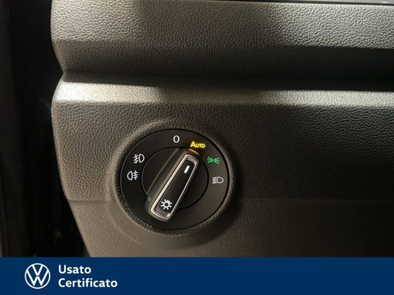 Volkswagen T-Roc usata a Vicenza (11)