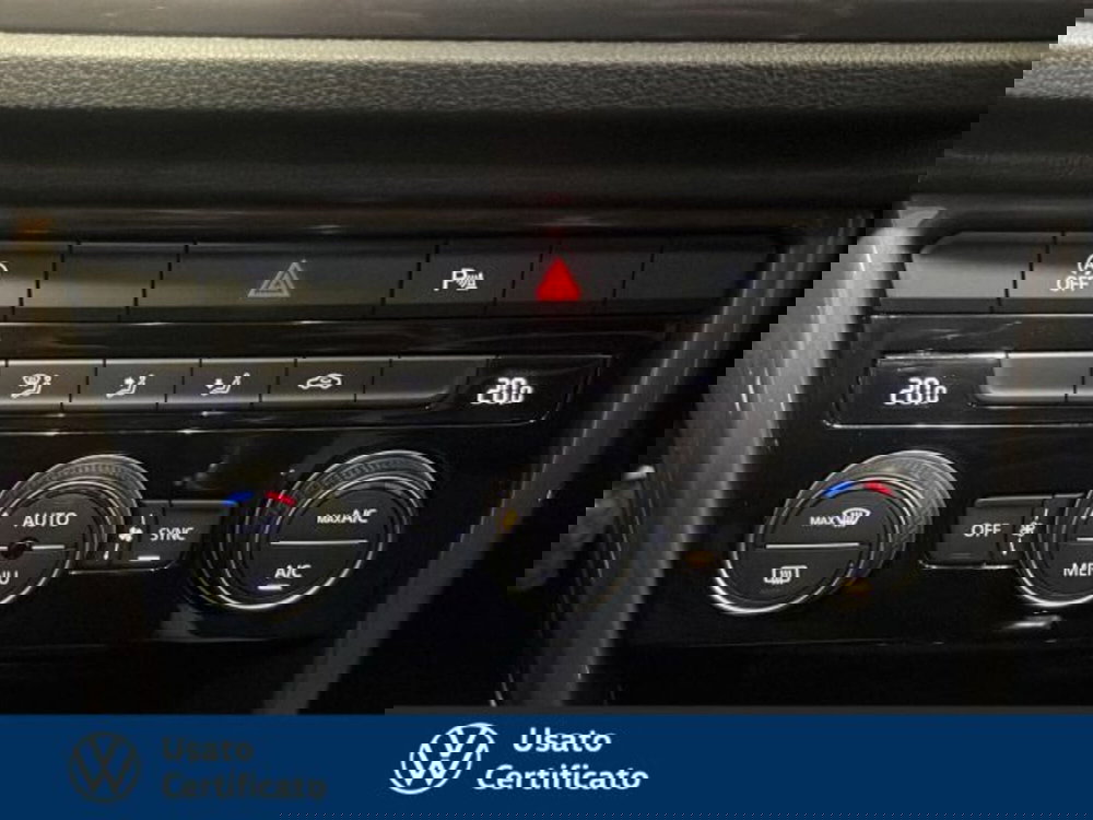 Volkswagen T-Roc usata a Vicenza (17)