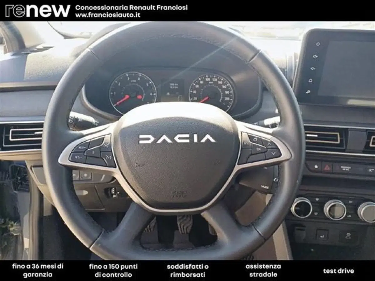 Dacia Jogger usata a Modena (9)
