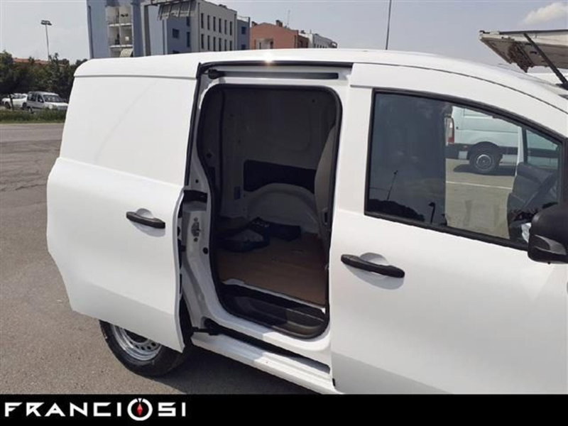 Renault Kangoo Furgone nuova a Modena (4)