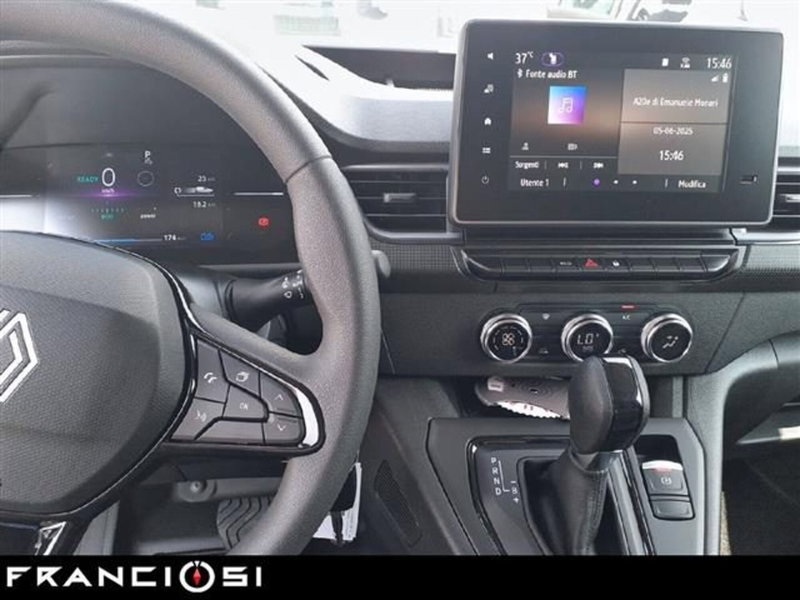 Renault Kangoo Furgone nuova a Modena (8)