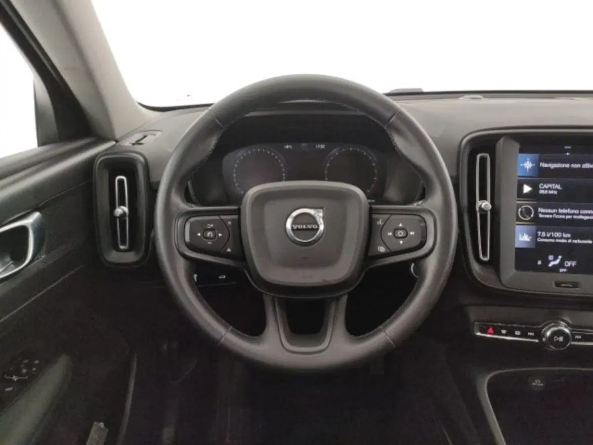 Volvo XC40 usata a Modena (13)