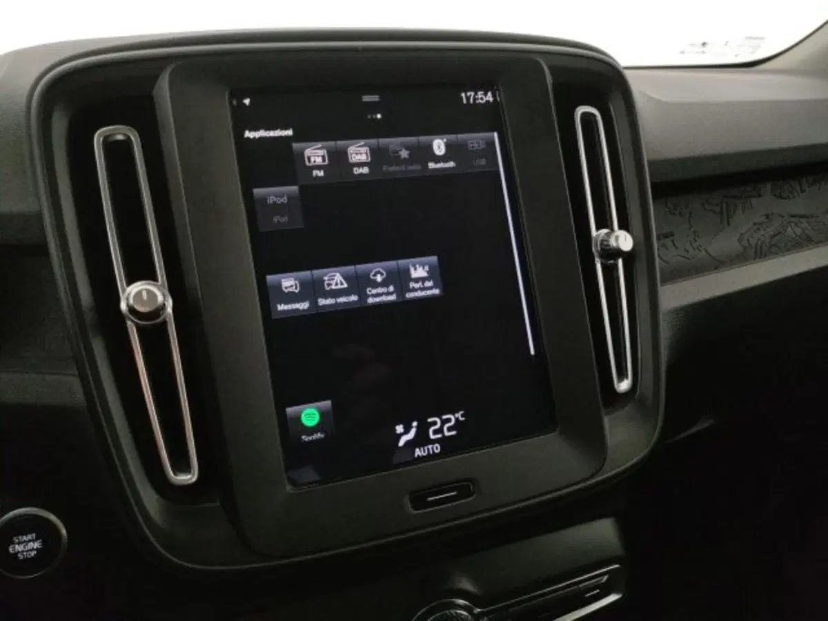 Volvo XC40 usata a Modena (16)