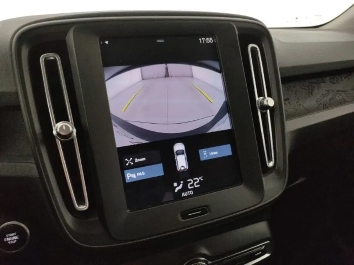 Volvo XC40 usata a Modena (18)