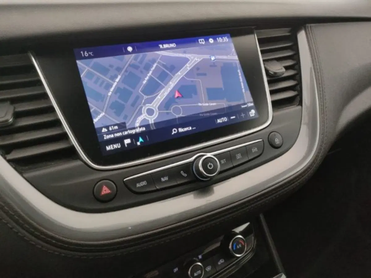 Opel Grandland X usata a Modena (14)