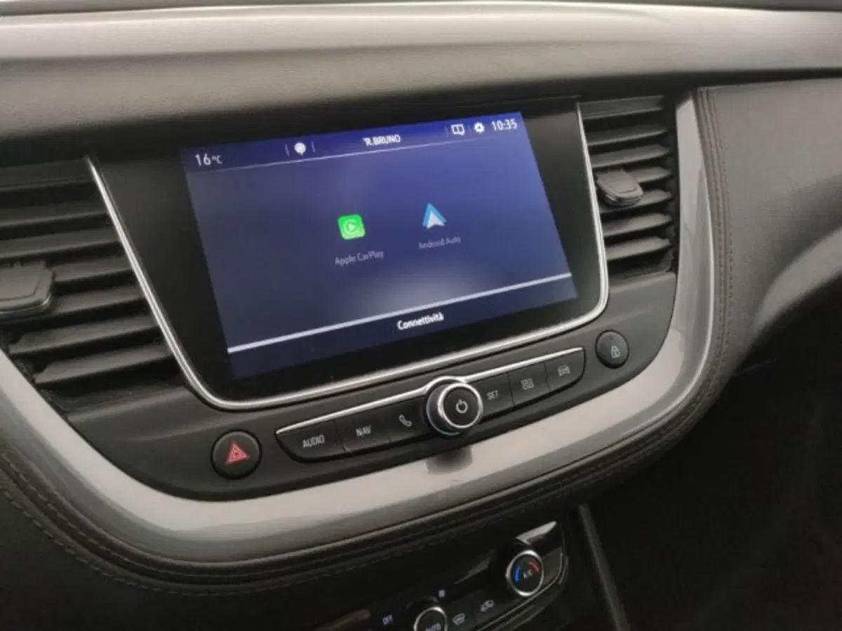 Opel Grandland X usata a Modena (15)