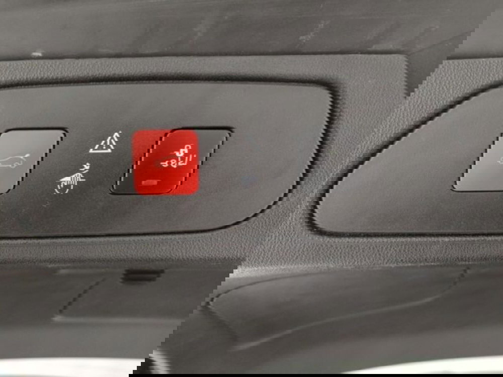 Opel Grandland X usata a Modena (18)