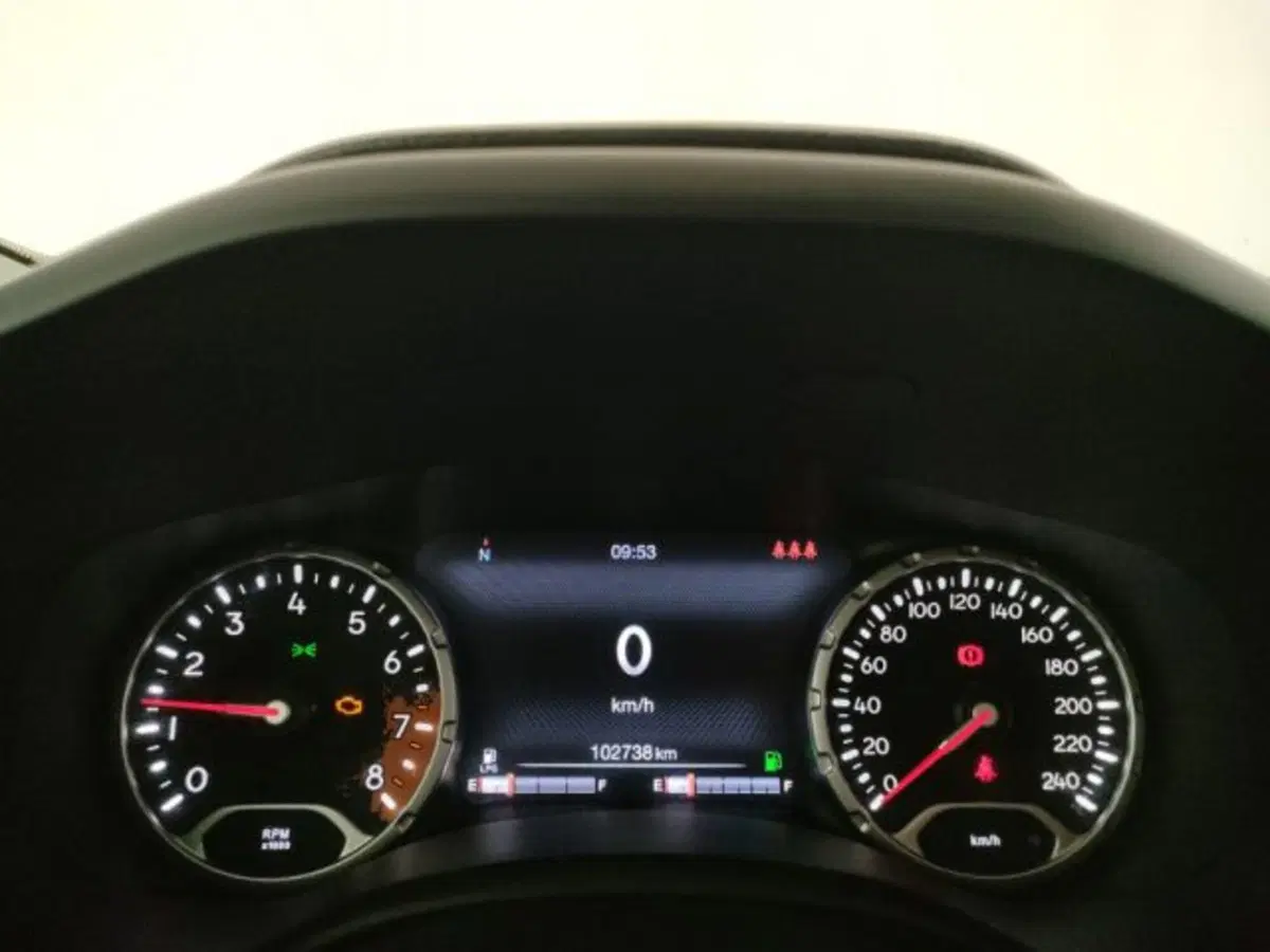 Jeep Renegade usata a Modena (13)