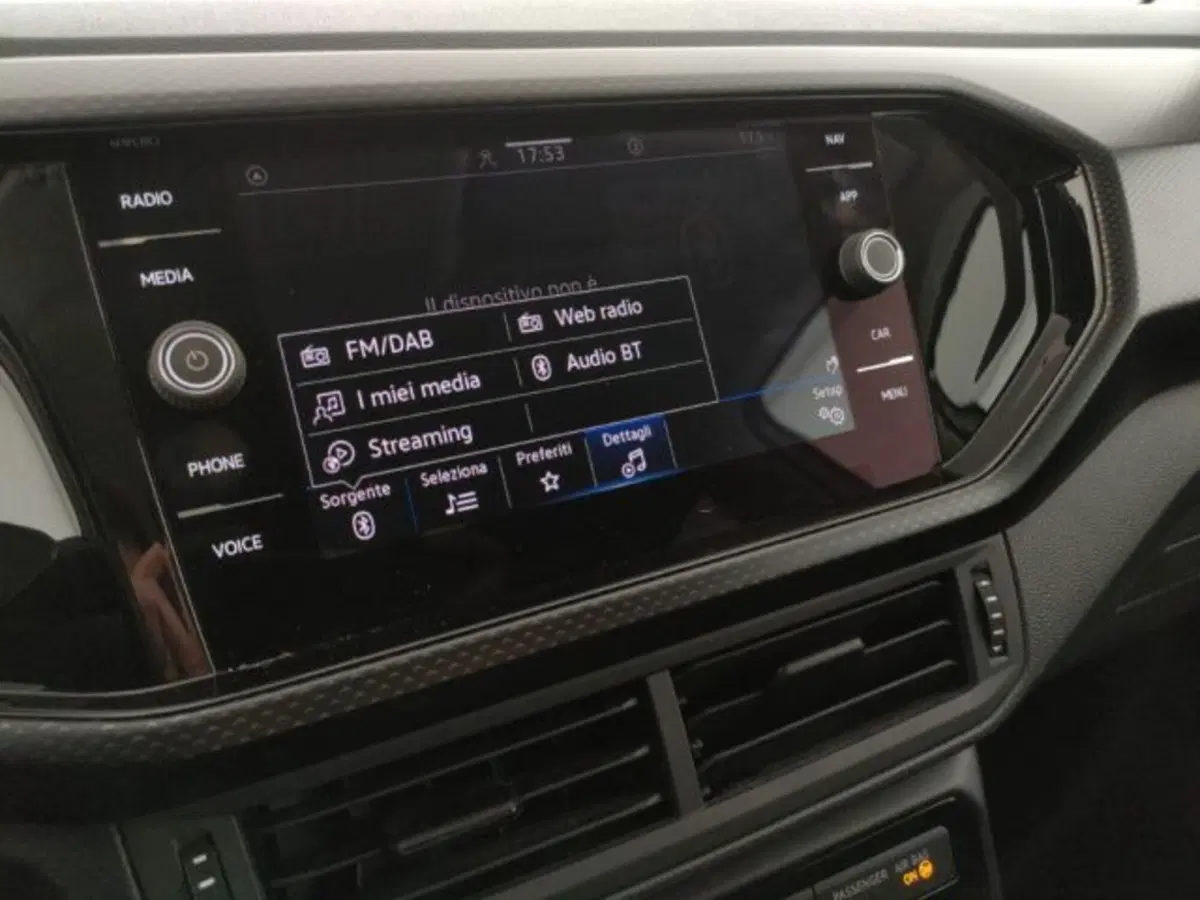 Volkswagen T-Cross usata a Modena (16)