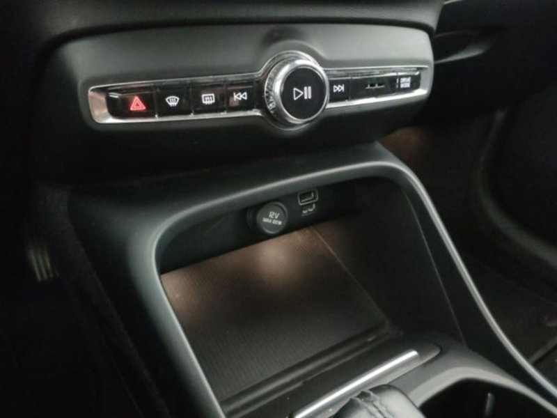 Volvo XC40 usata a Modena (20)