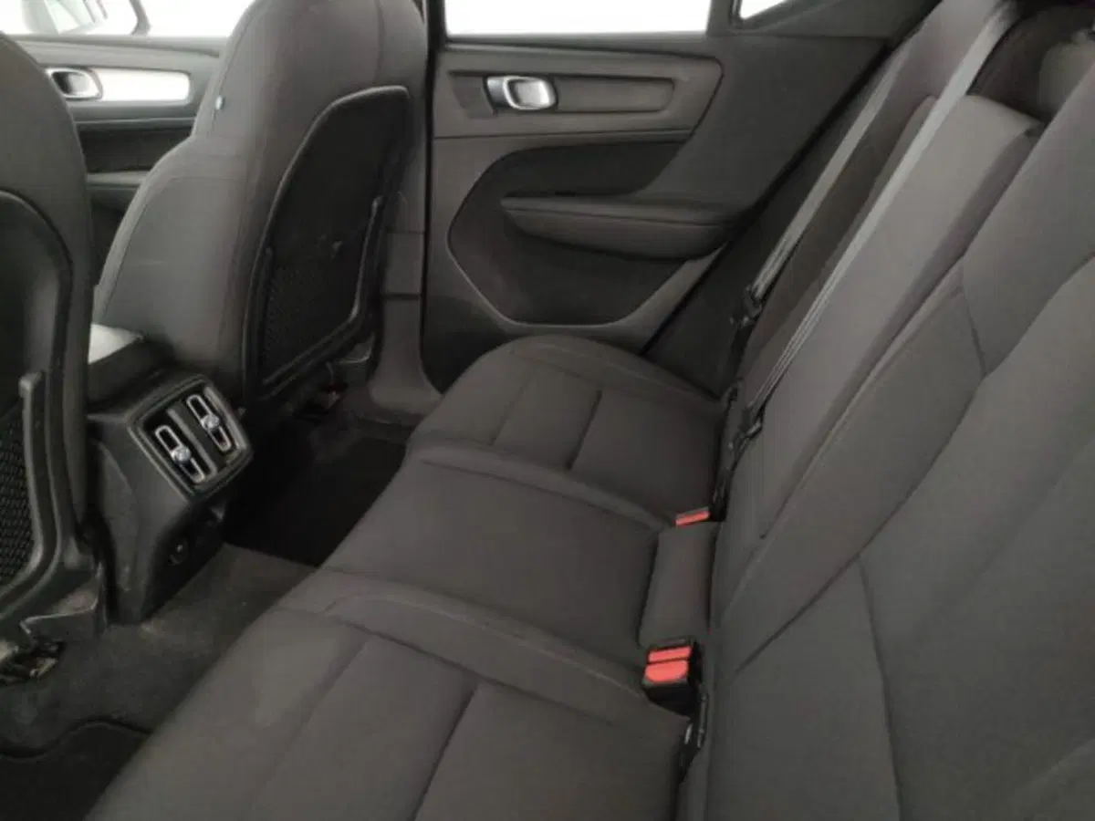 Volvo XC40 usata a Modena (9)