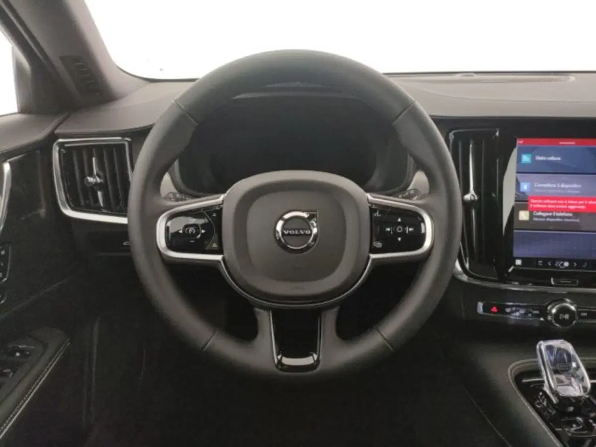 Volvo V90 nuova a Modena (12)