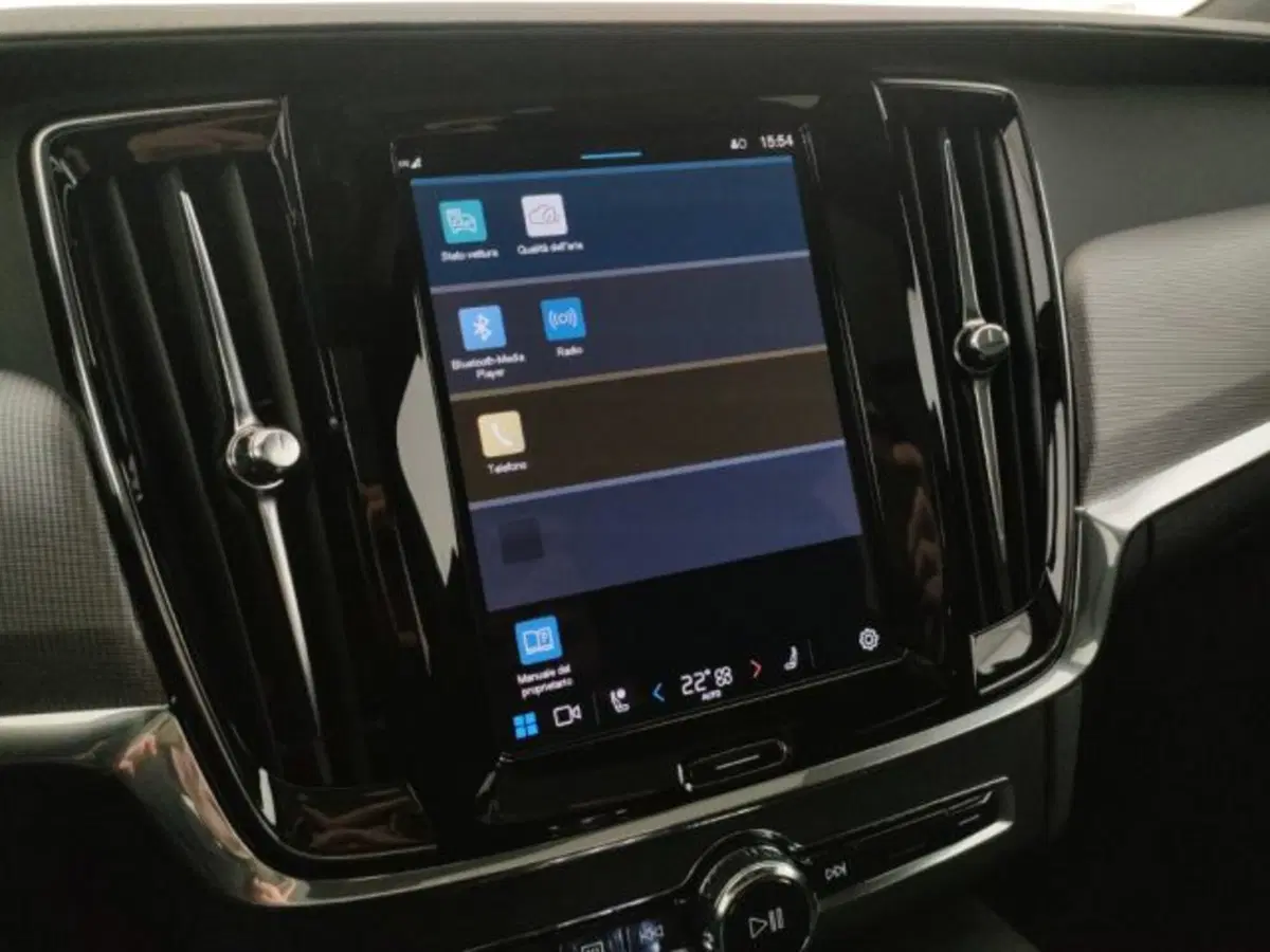 Volvo V90 nuova a Modena (14)