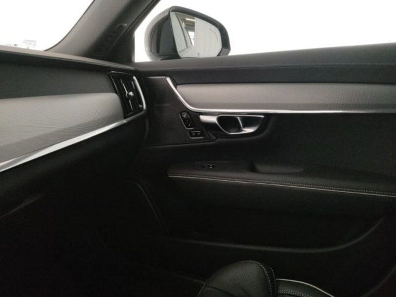 Volvo V90 nuova a Modena (19)
