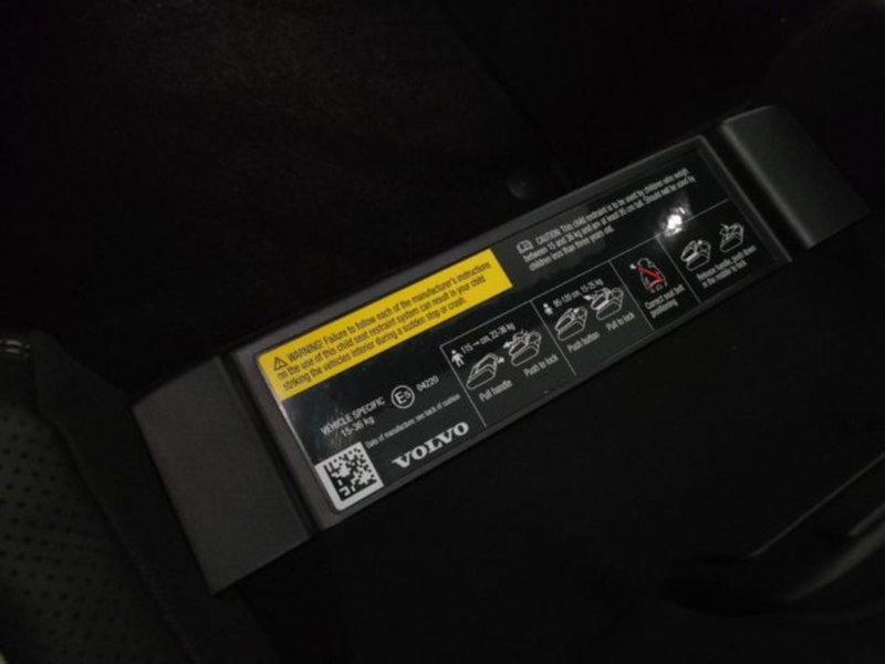 Volvo V90 nuova a Modena (20)