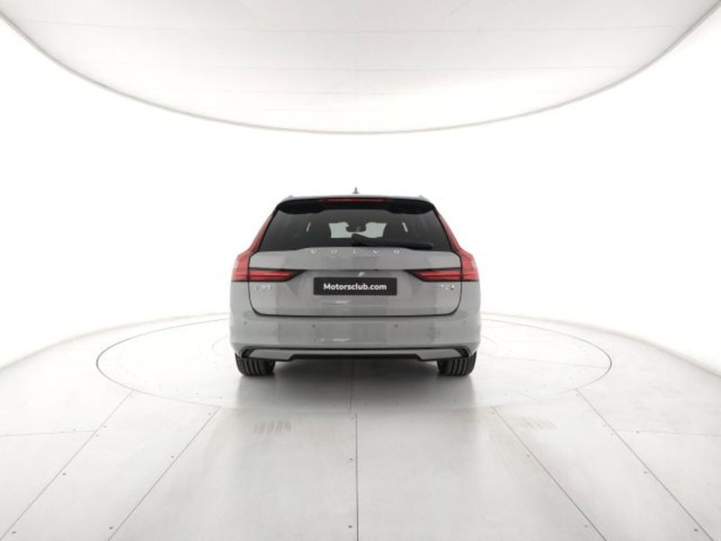 Volvo V90 nuova a Modena (4)