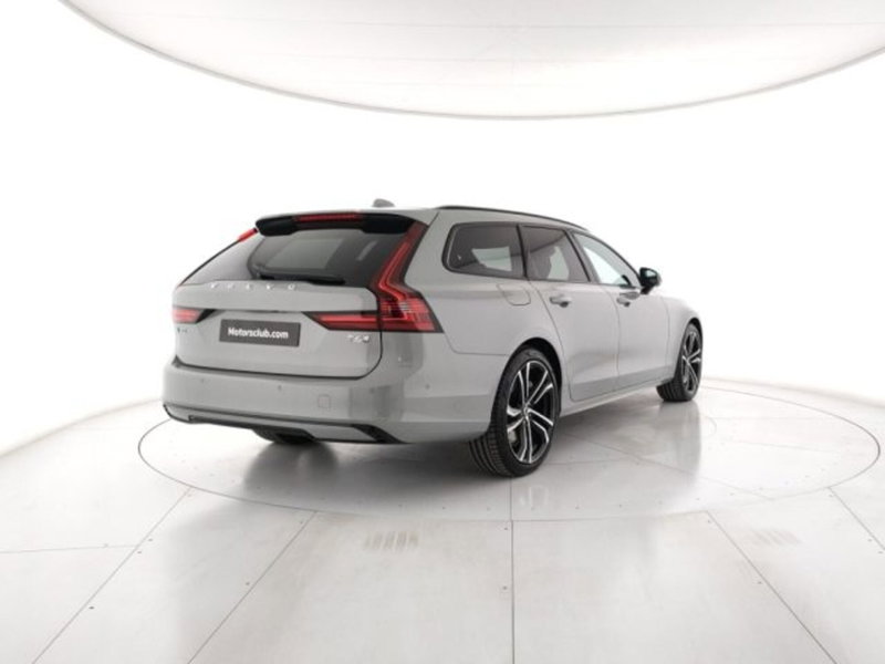 Volvo V90 nuova a Modena (5)