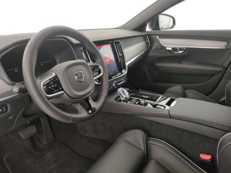 Volvo V90 nuova a Modena (7)
