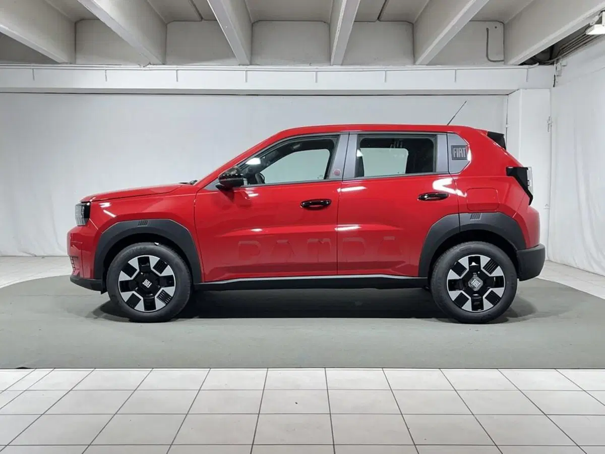 Fiat Grande Panda nuova a Sondrio (2)