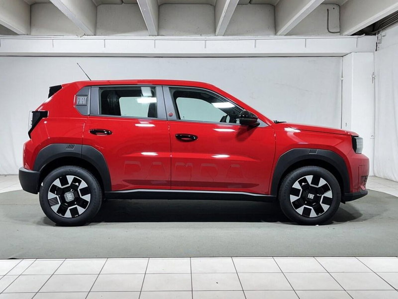 Fiat Grande Panda nuova a Sondrio (6)