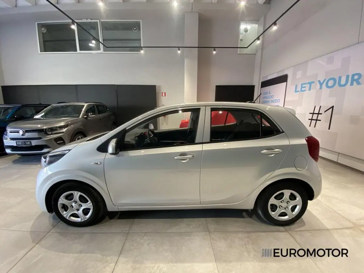 Kia Picanto usata a Bari (8)