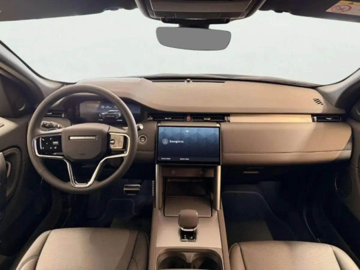 Land Rover Discovery Sport nuova a Siena (4)