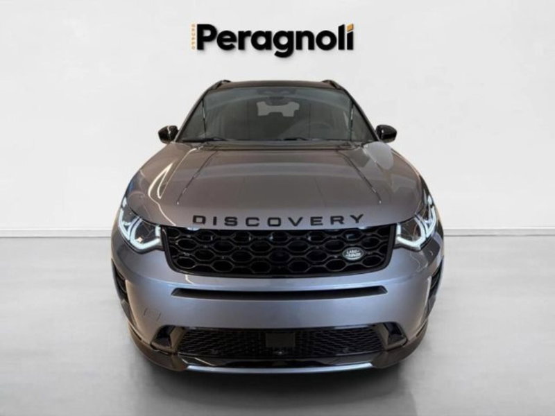 Land Rover Discovery Sport nuova a Siena (7)