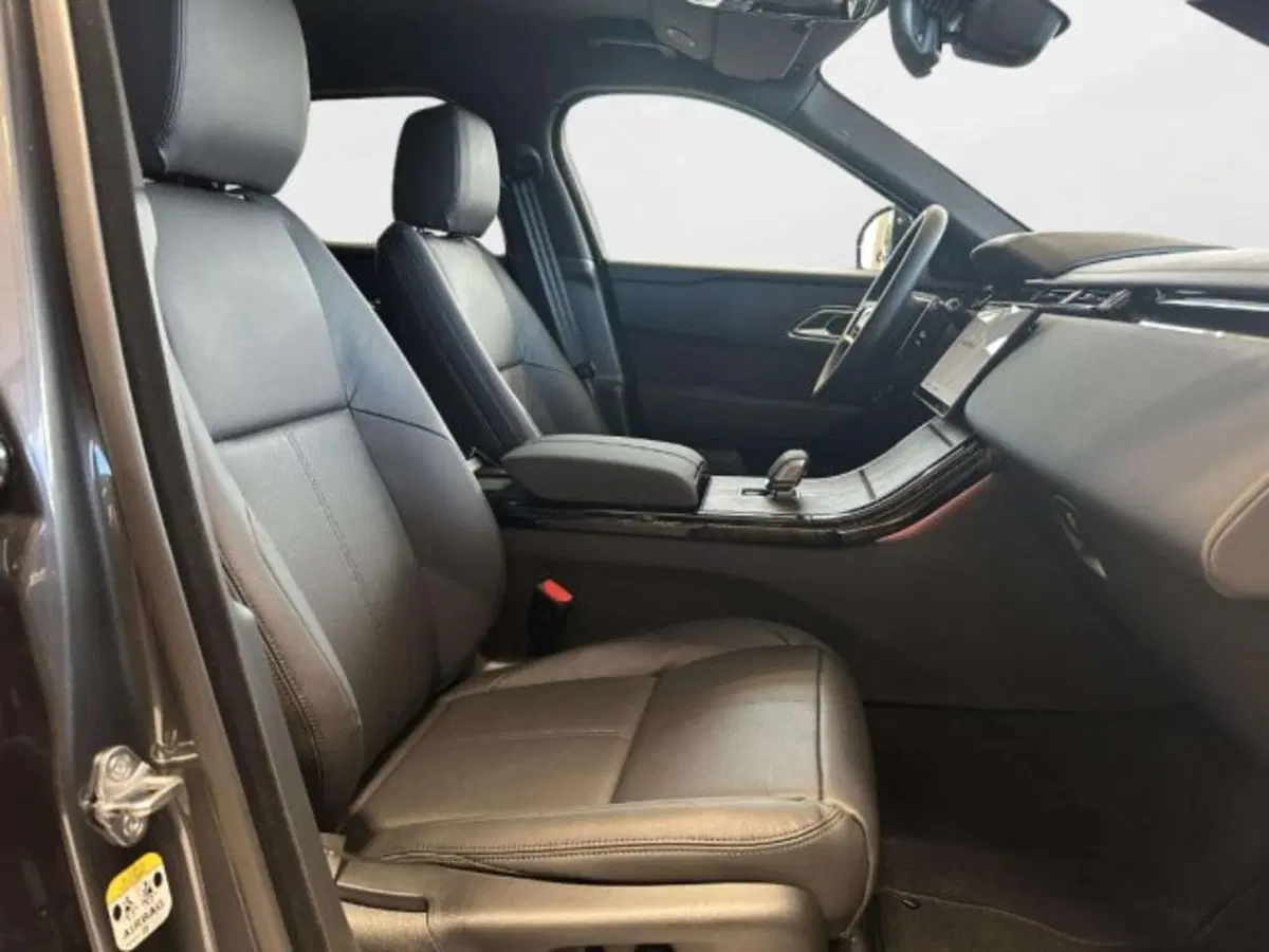 Land Rover Range Rover Velar nuova a Siena (3)